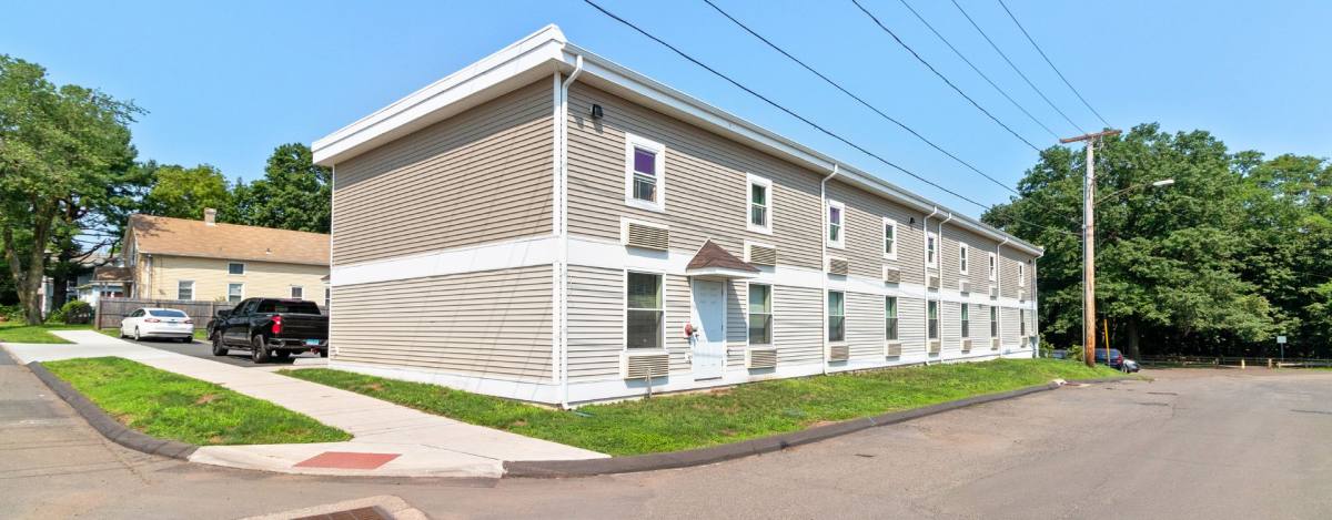 Apartment for rent at 5 Manila Ave, Hamden, CT 06514