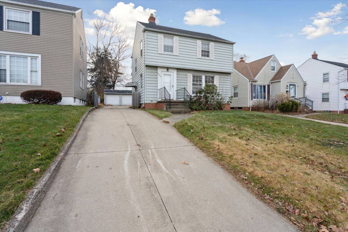 House for rent at 9504 S Highland Ave, Cleveland, OH 44125