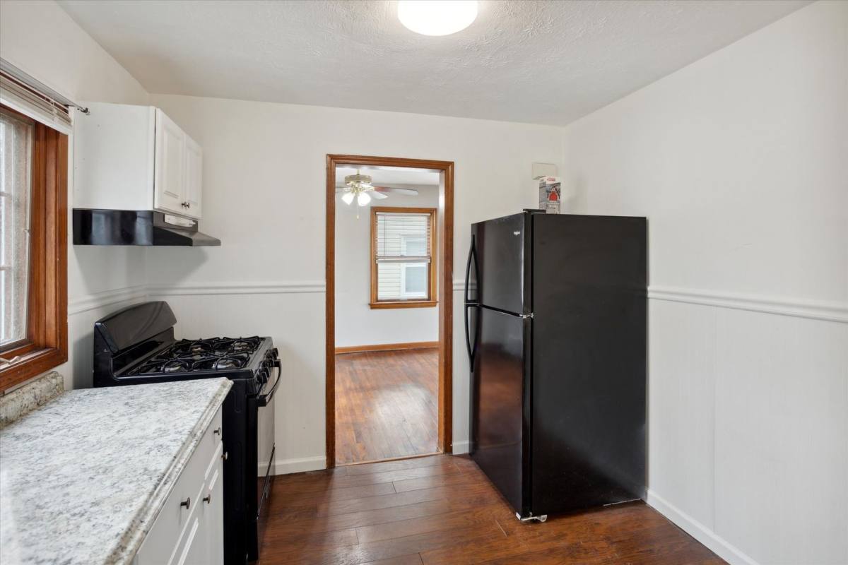 House for rent at 9504 S Highland Ave, Cleveland, OH 44125