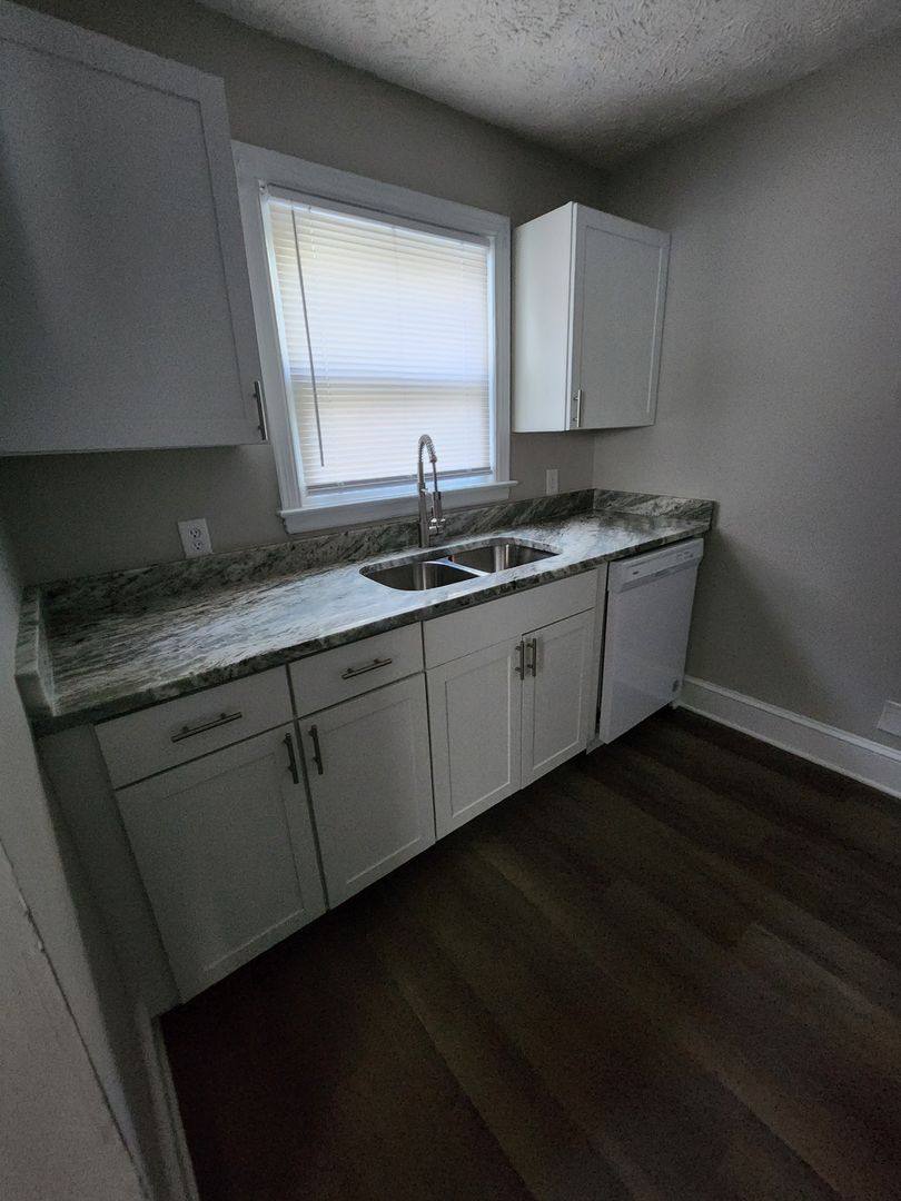 House for rent at 113 Mullins Ave, Fayetteville, NC 28301