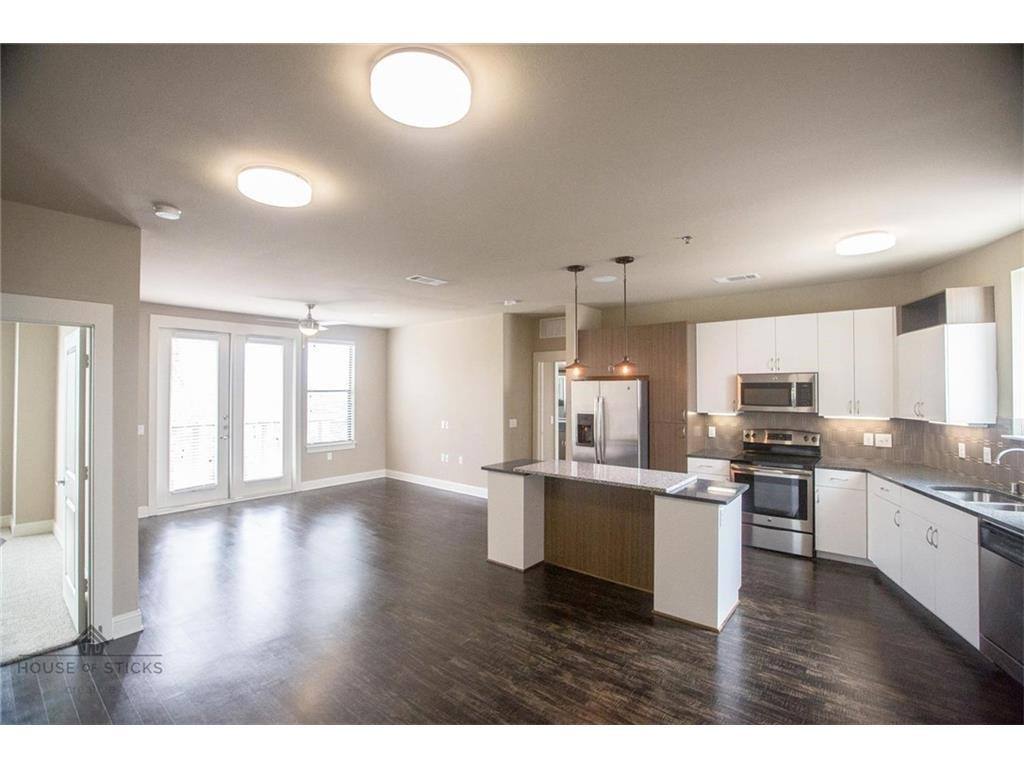 Apartment for rent at 1965 Matilda St #211, Dallas, TX 75206