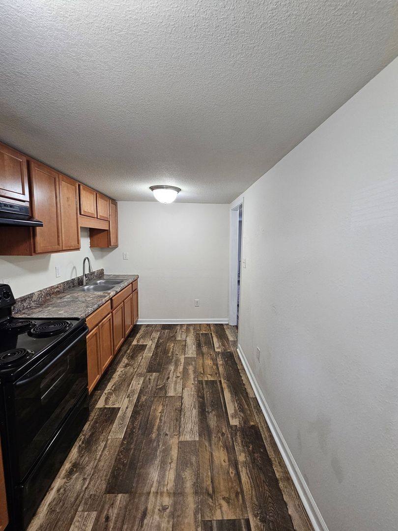 Apartment for rent at 101 College Park, Knoxville, TN 37918
