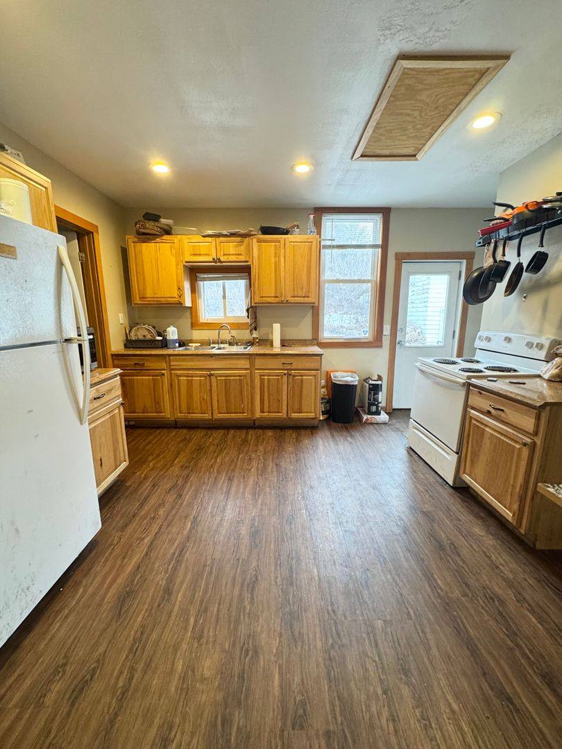 House for rent at 1821 E 1st St, Duluth, MN 55812