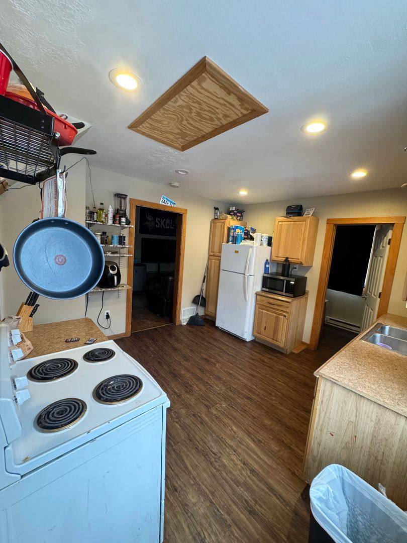 House for rent at 1821 E 1st St, Duluth, MN 55812