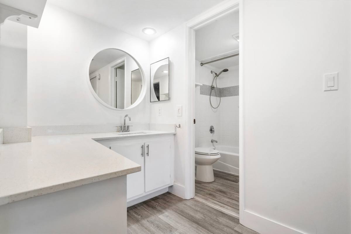 Condo for rent at 3900 Oaks Clubhouse Dr #503, Pompano Beach, FL 33069