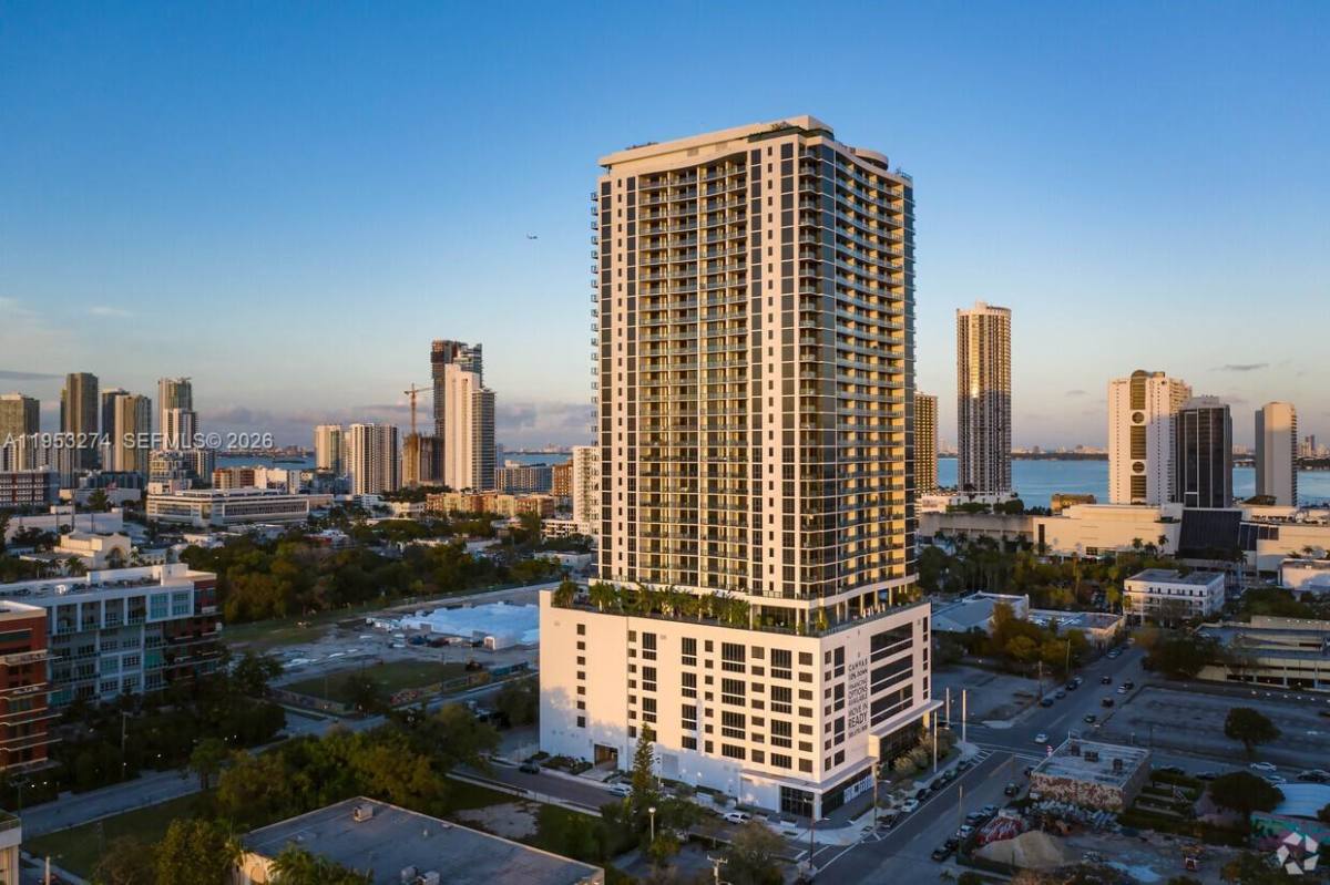 Apartment for rent at 1600 NE 1st Ave #1018, Miami, FL 33132