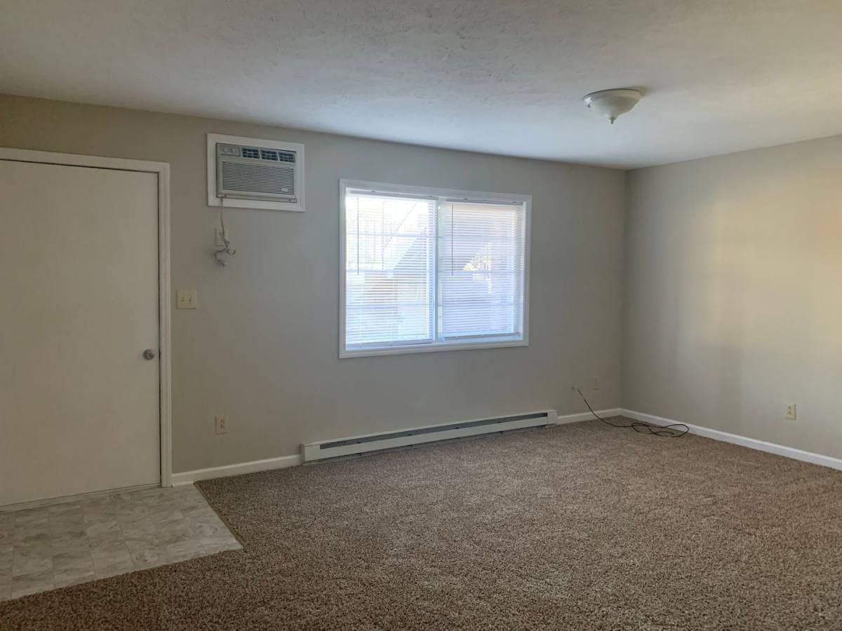 Apartment for rent at 301 W Watts St, Gretna, VA 24557