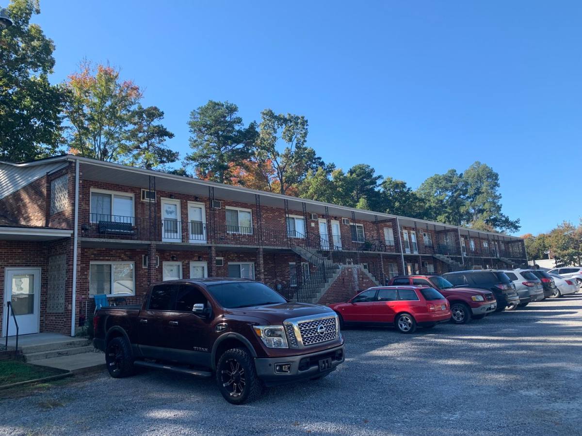 Apartment for rent at 301 W Watts St, Gretna, VA 24557