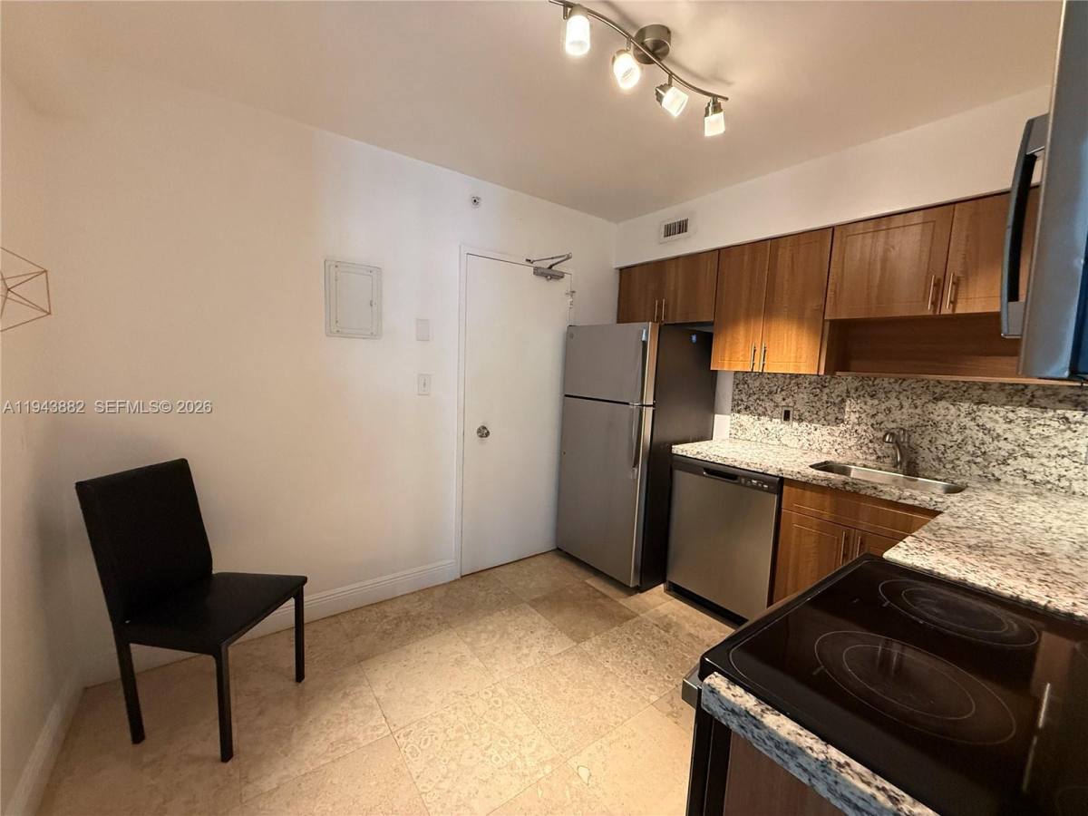 Apartment for rent at 5101 Collins Ave #510112K, Miami Beach, FL 33140