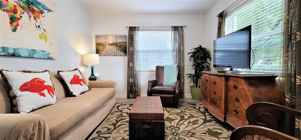 Apartment for rent at 403 32nd St #403, West Palm Beach, FL 33407