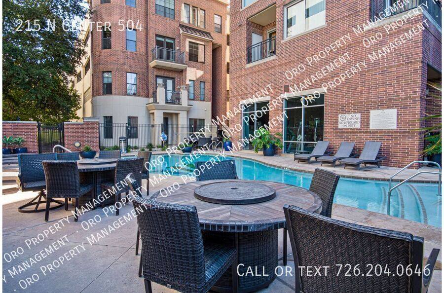 Apartment for rent at 215 N Center #504, San Antonio, TX 78202