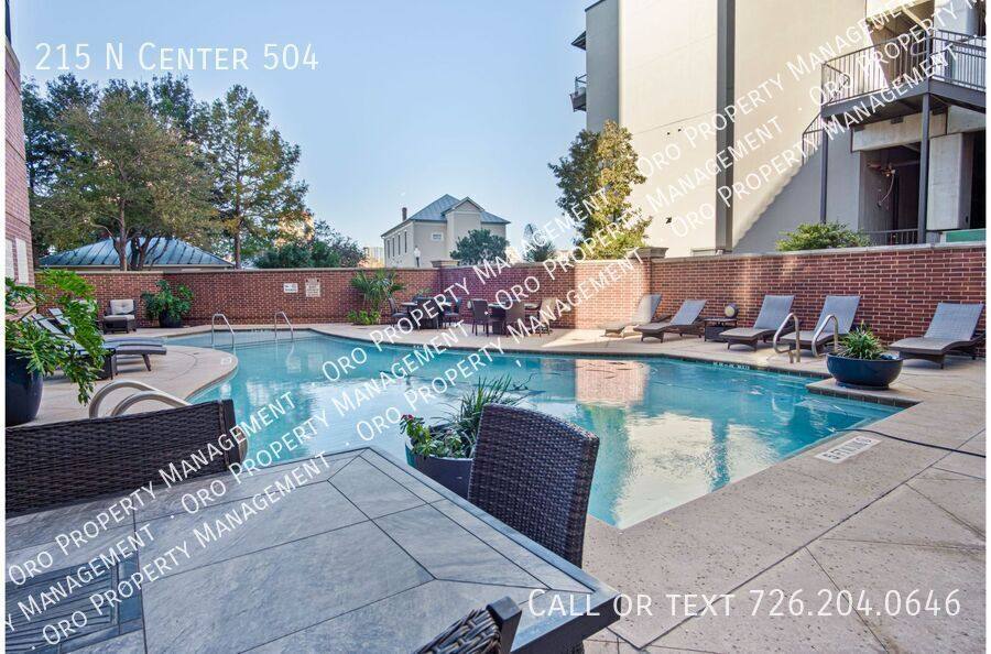 Apartment for rent at 215 N Center #504, San Antonio, TX 78202
