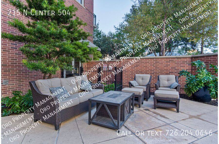 Apartment for rent at 215 N Center #504, San Antonio, TX 78202