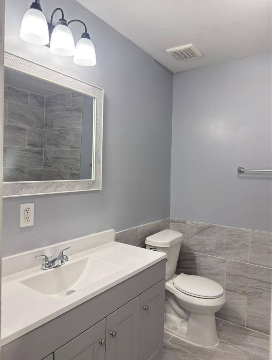 Apartment for rent at 4515 Oxford St #24, Houston, TX 77022
