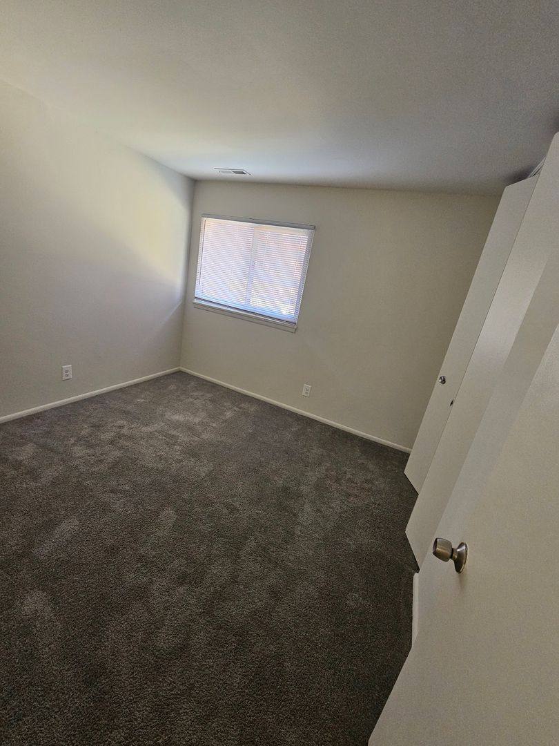Apartment for rent at 131 N Bend Rd, Baltimore, MD 21229