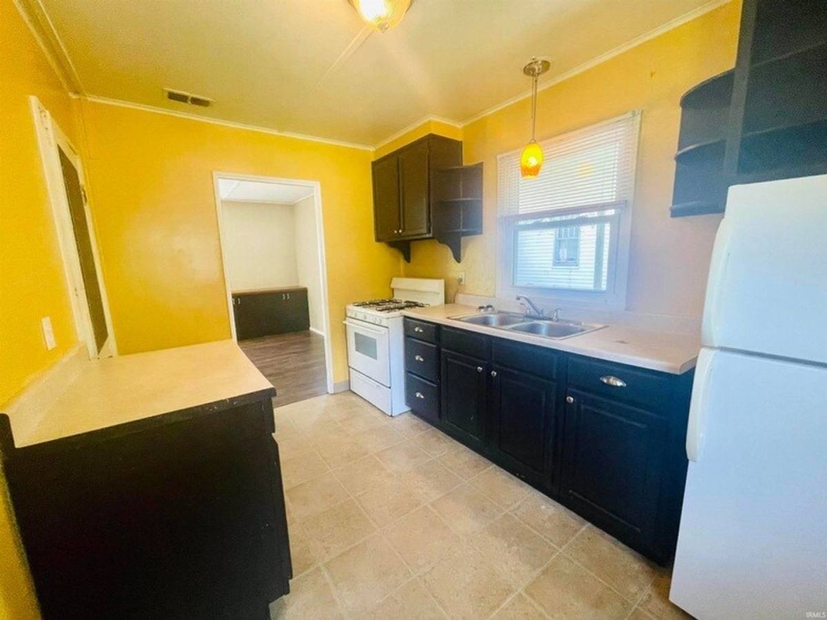 House for rent at 416 S Eastside, Bloomington, IN 47401