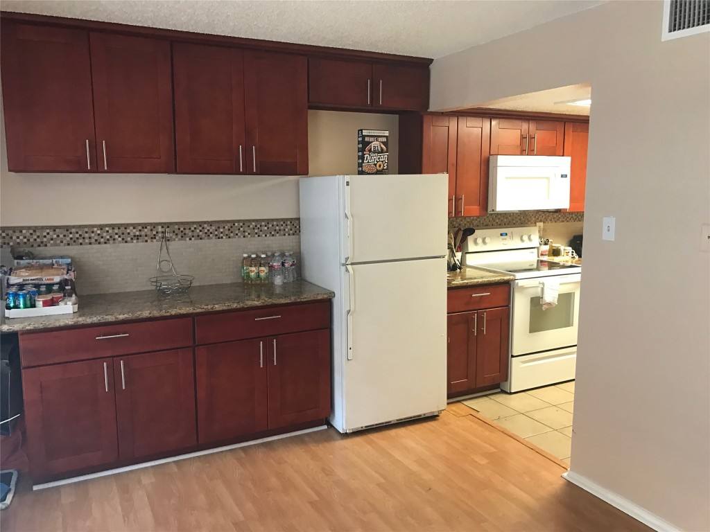 Apartment for rent at 2401 Leon St #203, Austin, TX 78705