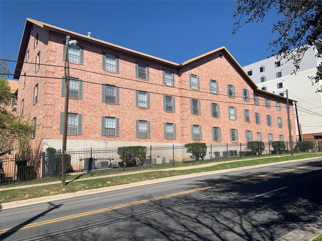 Apartment for rent at 2401 Leon St #203, Austin, TX 78705