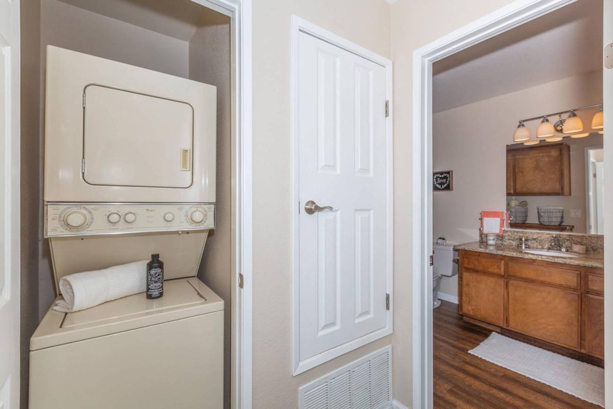 Apartment for rent at 8101 Camino Media, Bakersfield, CA 93311