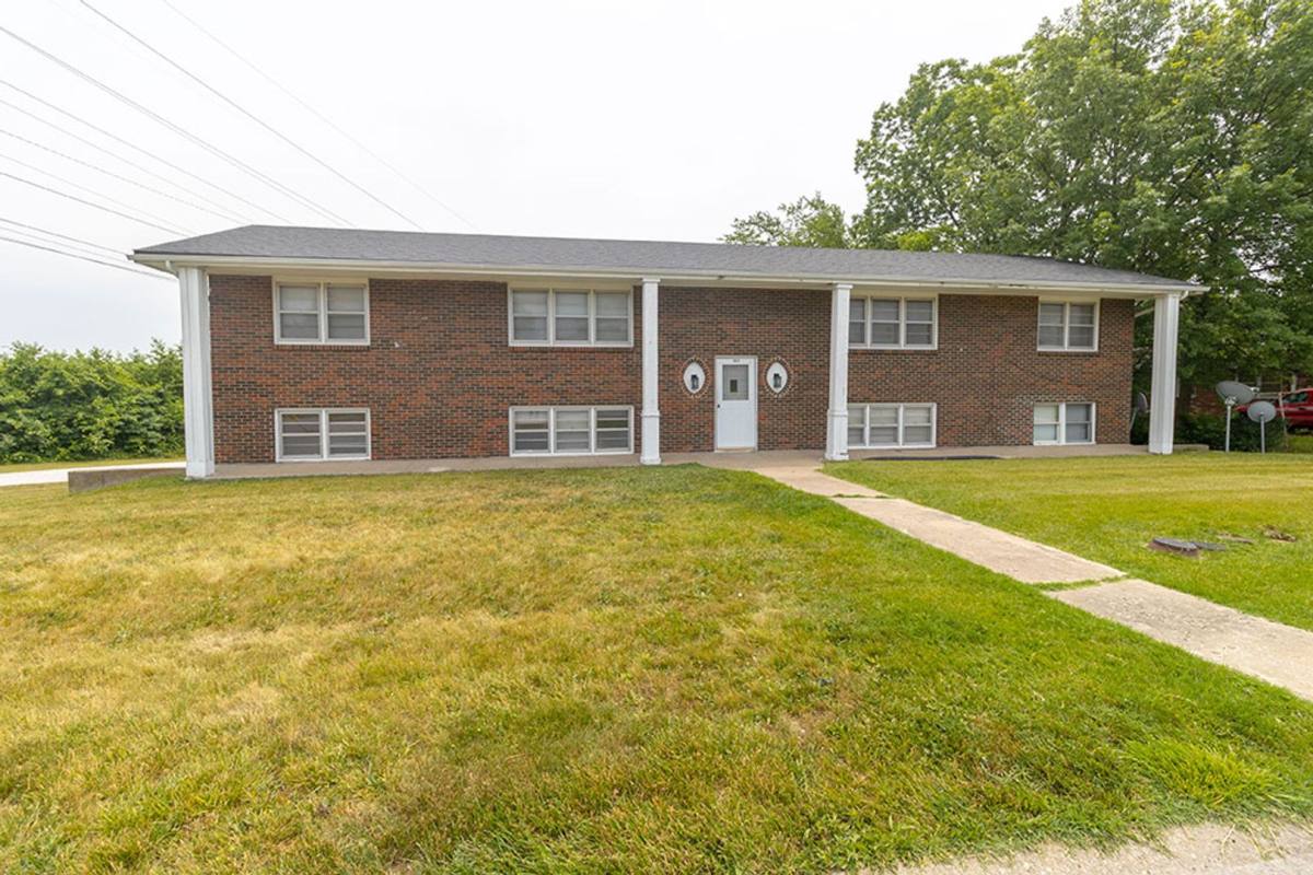 Apartment for rent at 1804 Sylvan Lane, Columbia, MO 65202