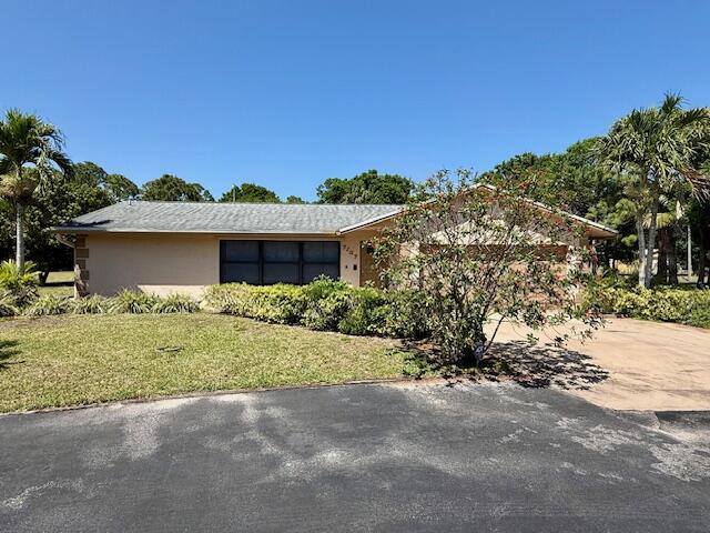 Apartment for rent at 7107 181st St, Jupiter, FL 33458