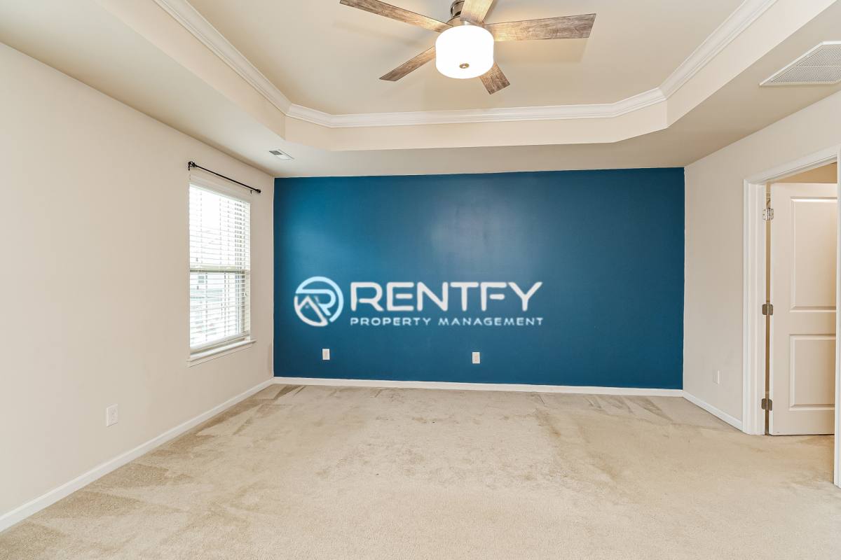 Townhouse for rent at 3303 Major Samuals Way, Charlotte, NC 28208