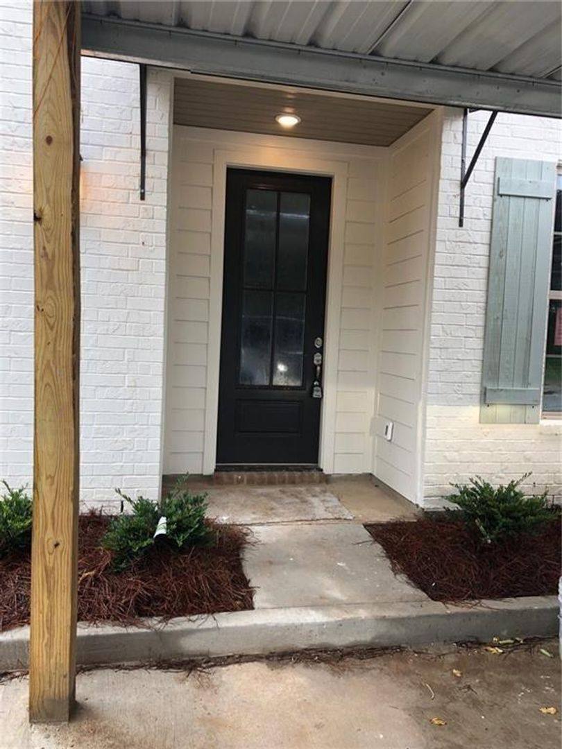 Townhouse for rent at 5022 S Prien Lake Rd, Lake Charles, LA 70601