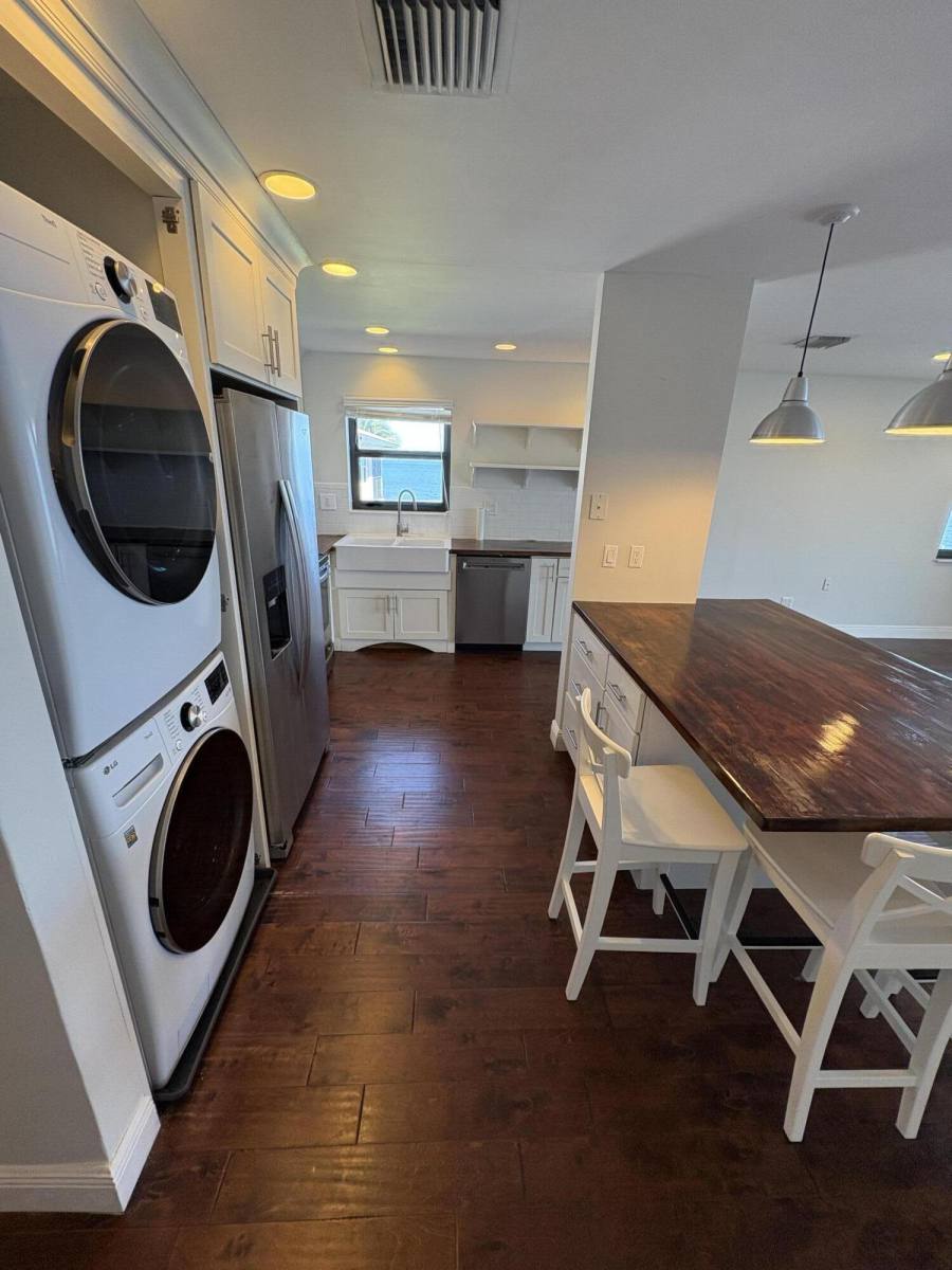Apartment for rent at 360 Wilma Circle #360-5, West Palm Beach, FL 33404