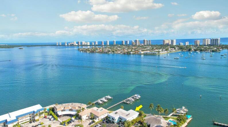 Apartment for rent at 360 Wilma Circle #360-5, West Palm Beach, FL 33404