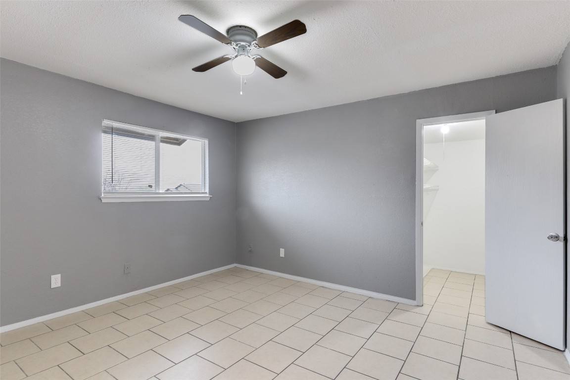 Apartment for rent at 6605 Deatonhill Dr, Austin, TX 78745