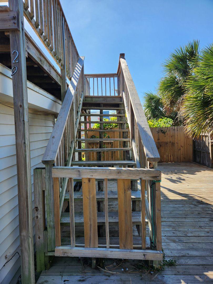 Apartment for rent at 929 N Grandview Ave, Daytona Beach, FL 32118