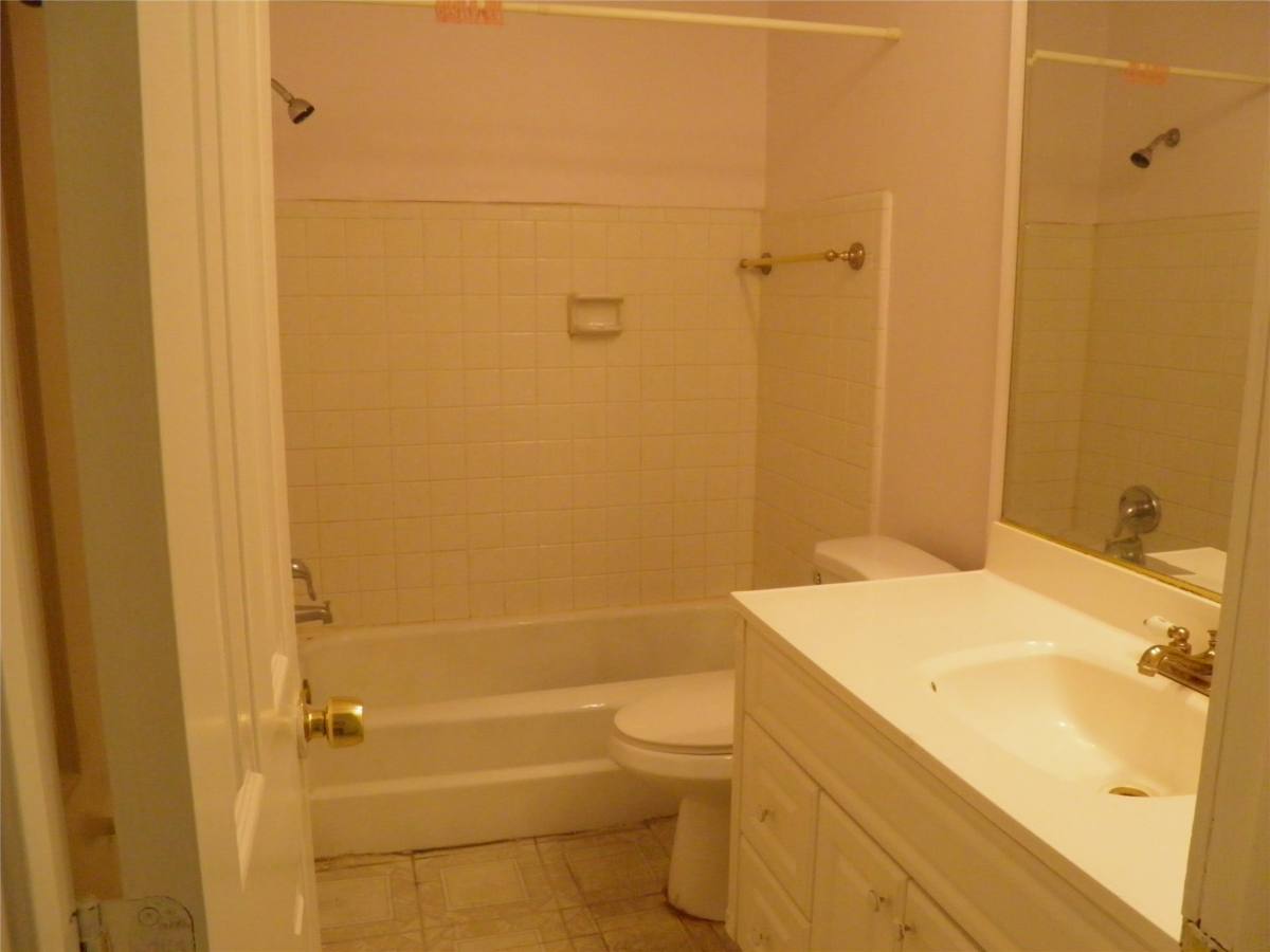 Apartment for rent at 8827 Neff St, Houston, TX 77036