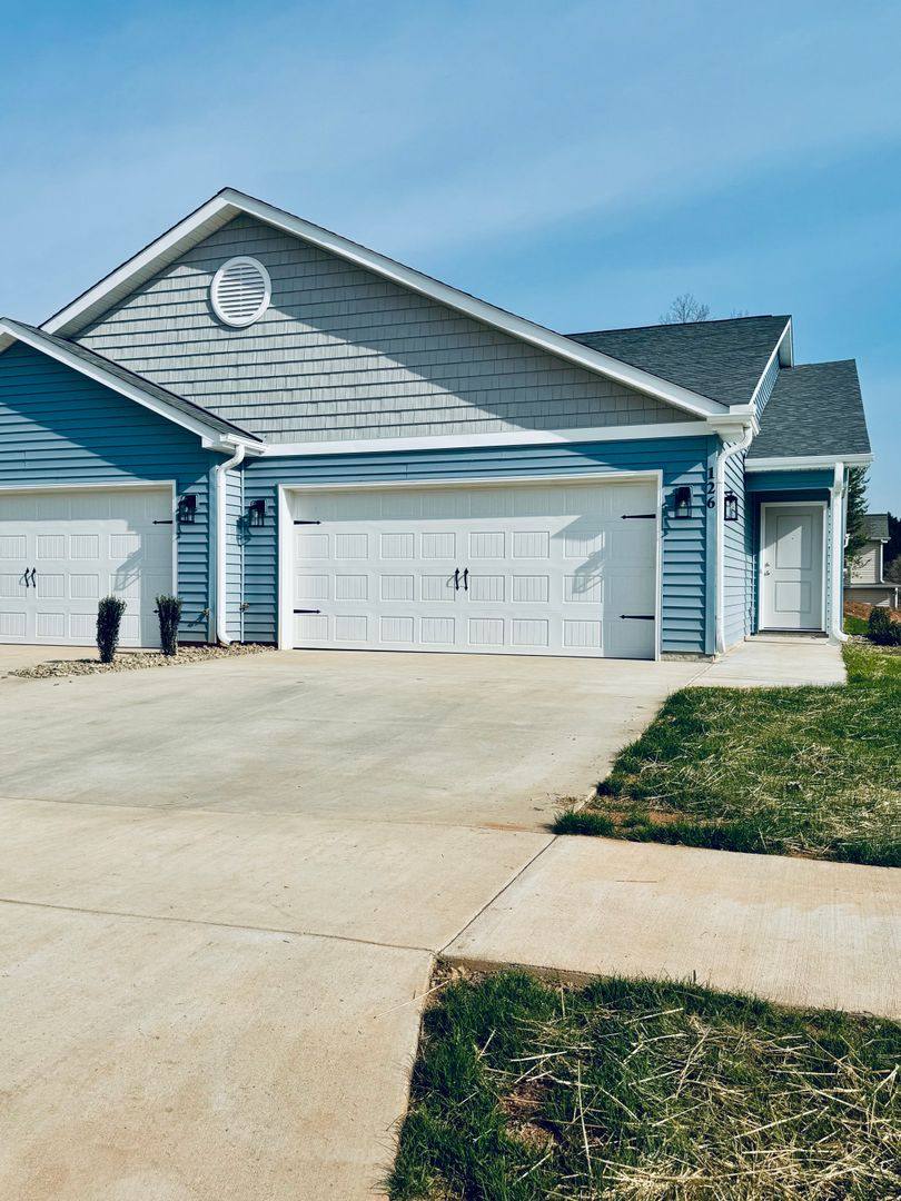 House for rent at 126 Brawley Villas Place, Mooresville, NC 28117