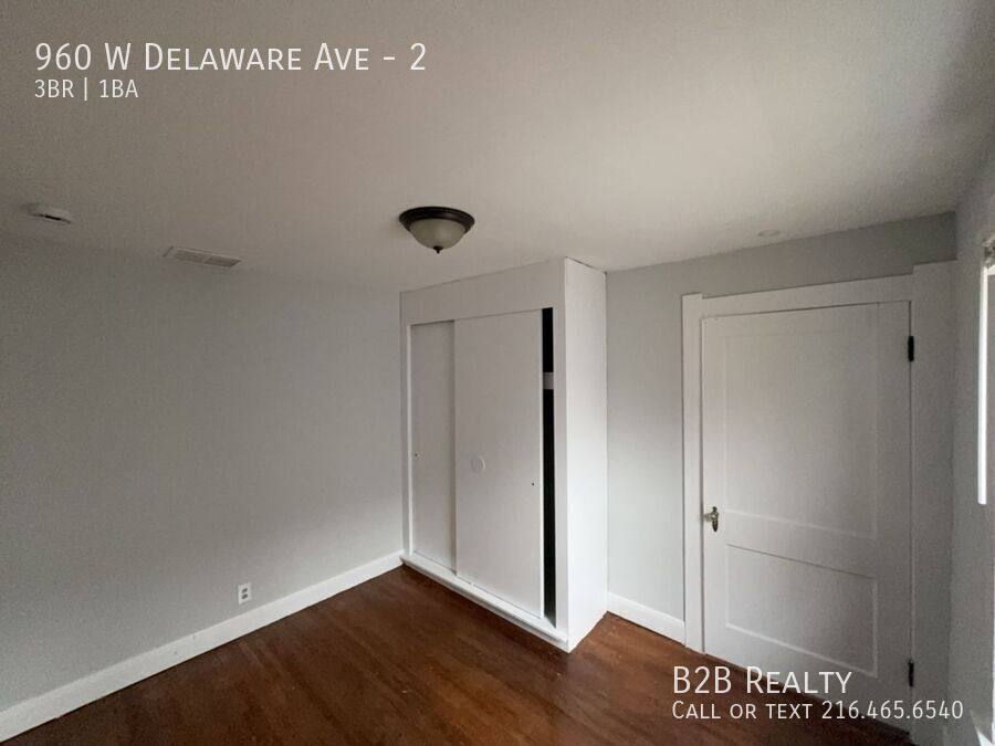 Apartment for rent at 960 W Delaware Ave #2, Toledo, OH 43610