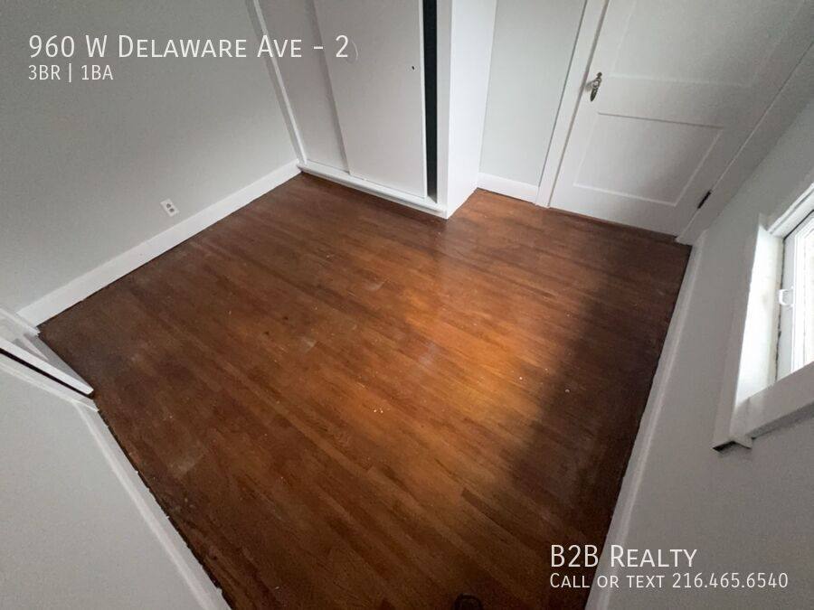 Apartment for rent at 960 W Delaware Ave #2, Toledo, OH 43610