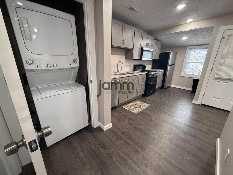 Apartment for rent at 1335 W 69 St #3, Cleveland, OH 44102