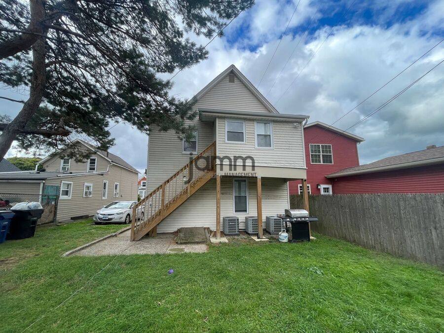 Apartment for rent at 1335 W 69 St #3, Cleveland, OH 44102