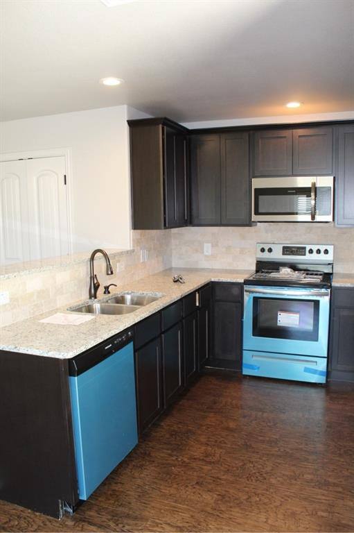 Apartment for rent at 208 W Lake Ave #208, Sherman, TX 75090