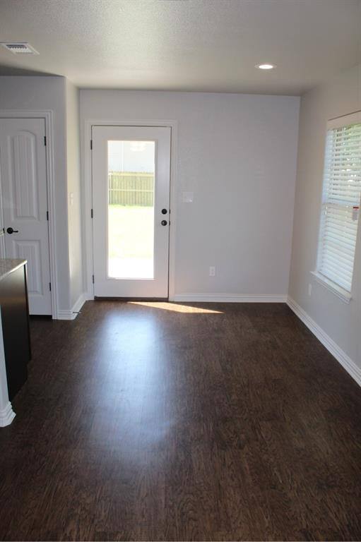 Apartment for rent at 208 W Lake Ave #208, Sherman, TX 75090