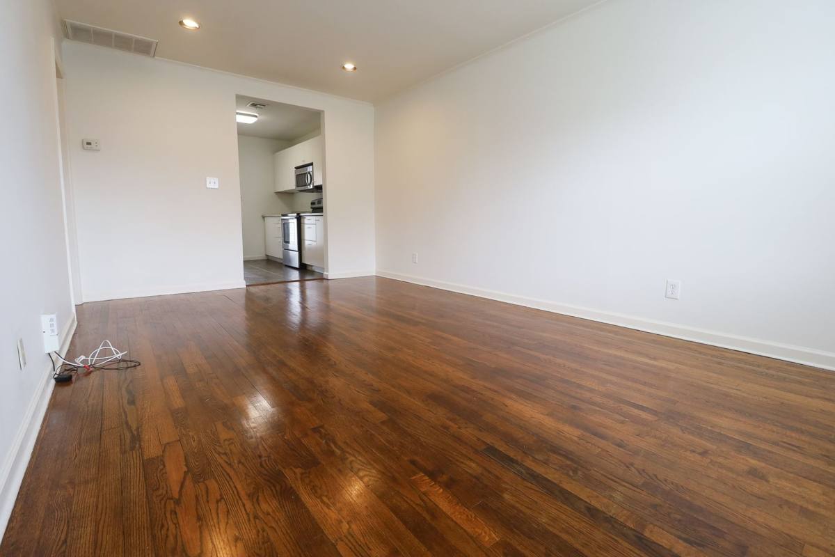 House for rent at 923 E 37th Place, Tulsa, OK 74105