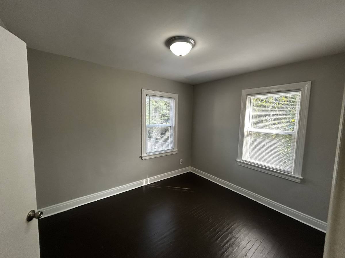 Apartment for rent at 647 S 44th St, Louisville, KY 40211