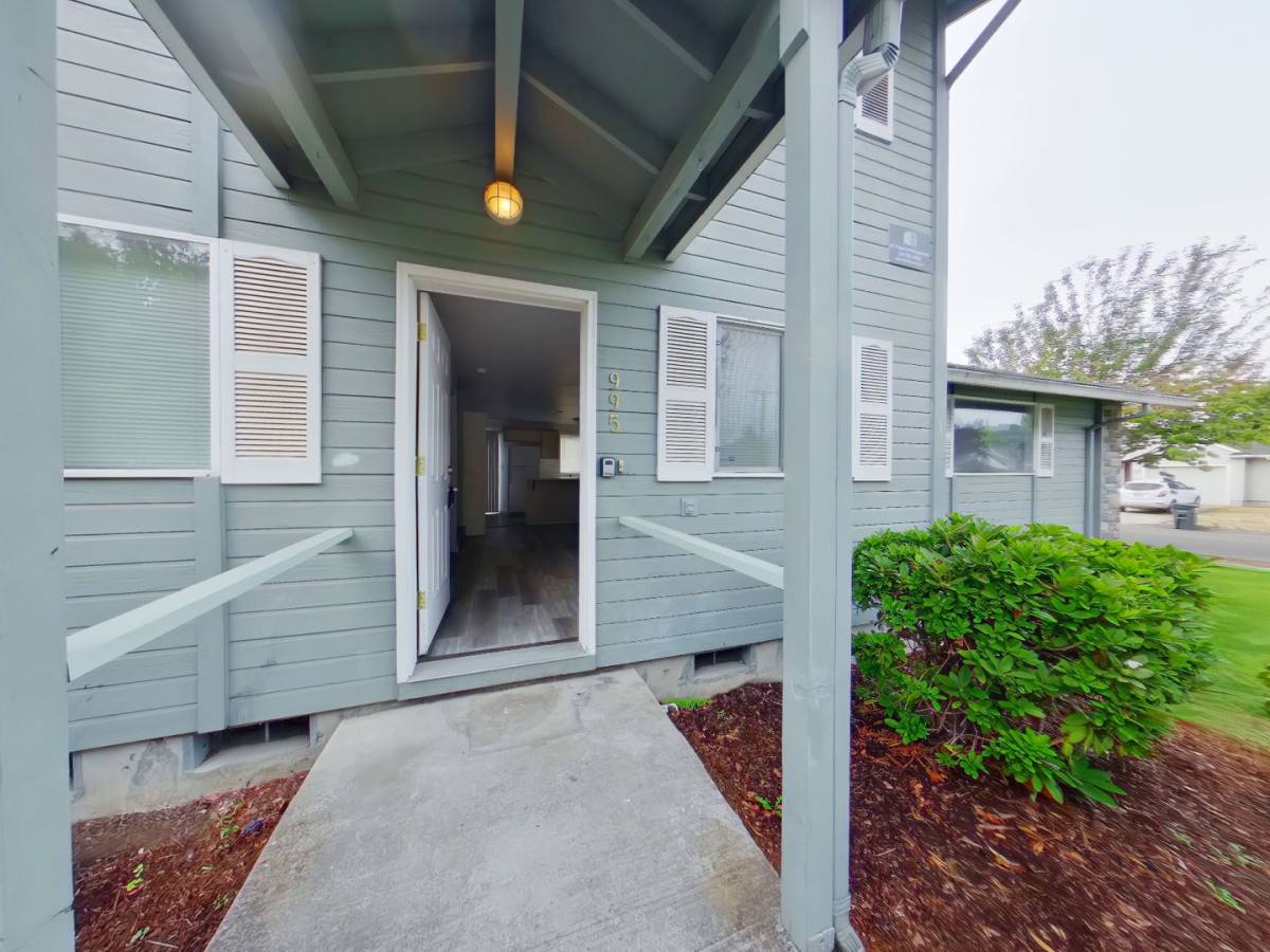 Apartment for rent at 1990 10th St, Springfield, OR 97477