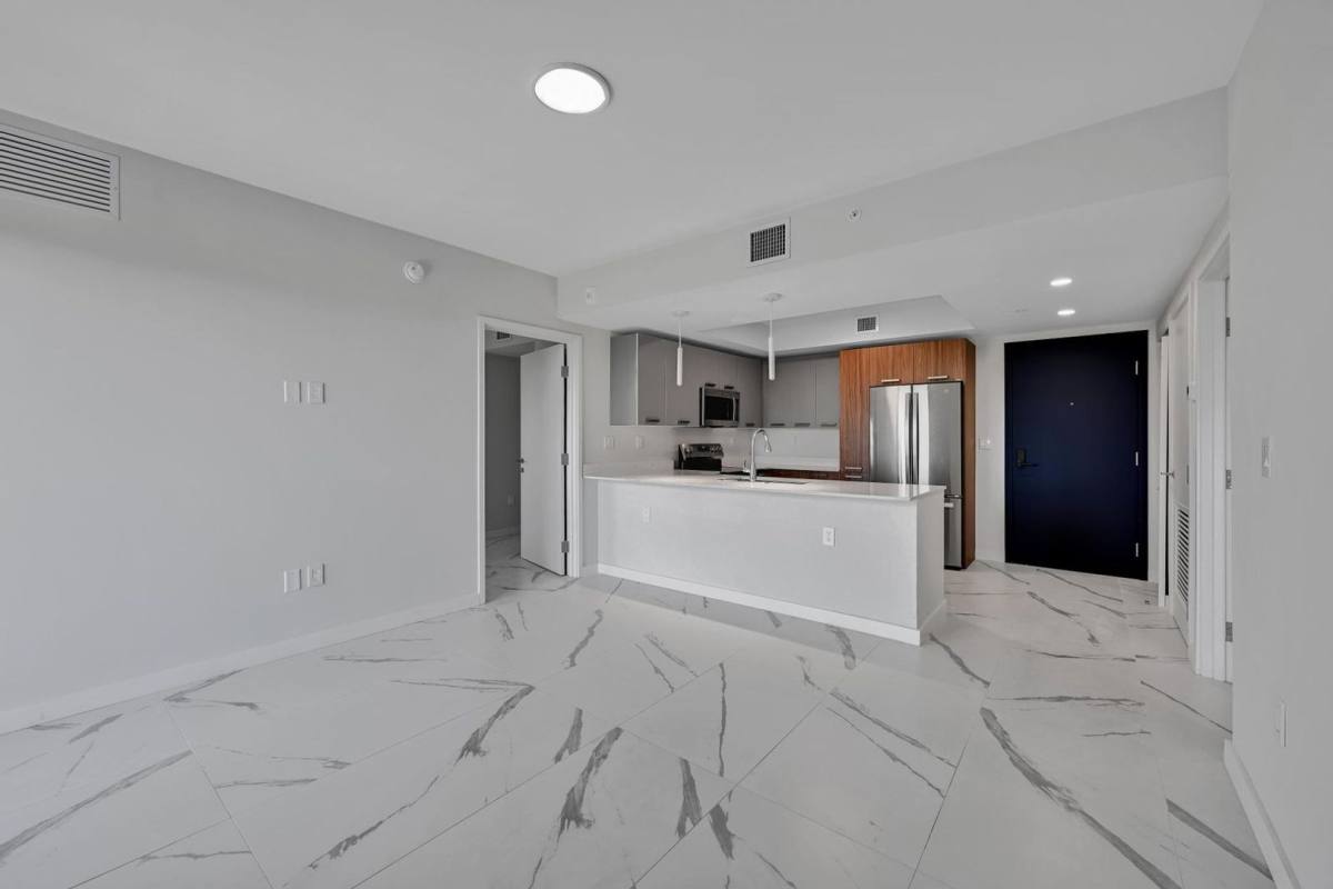 Apartment for rent at 840 NE 130th St, Miami, FL 33161