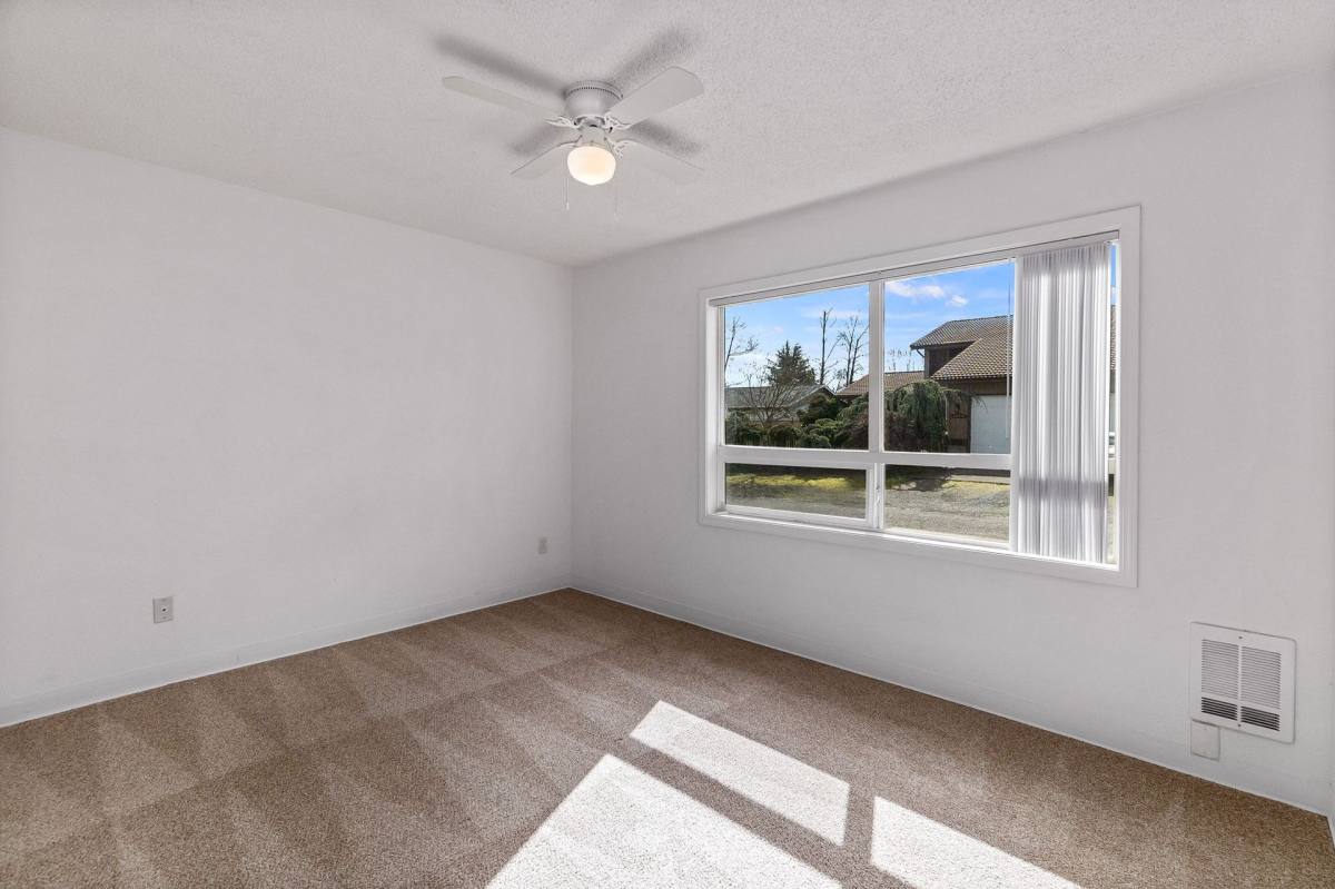 Apartment for rent at 1509, 1510-1513 Lewis St, Centralia, WA 98531