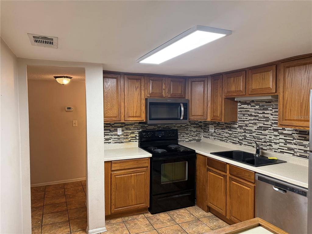 Condo for rent at 7627 Dolonita Dr, Tampa, FL 33615