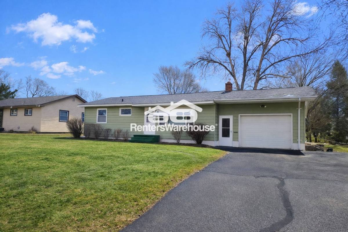 House for rent at 732 E Lincoln Rd, New Richmond, WI 54017