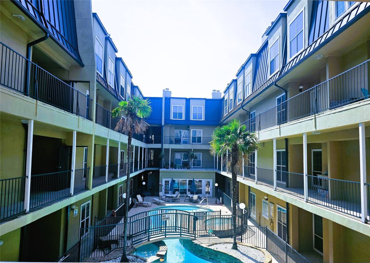 Condo for rent at 921 Marine St #227, Galveston, TX 77550