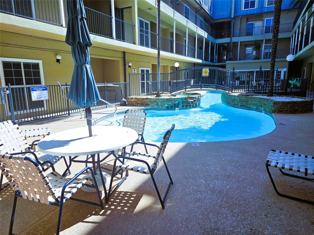 Condo for rent at 921 Marine St #227, Galveston, TX 77550
