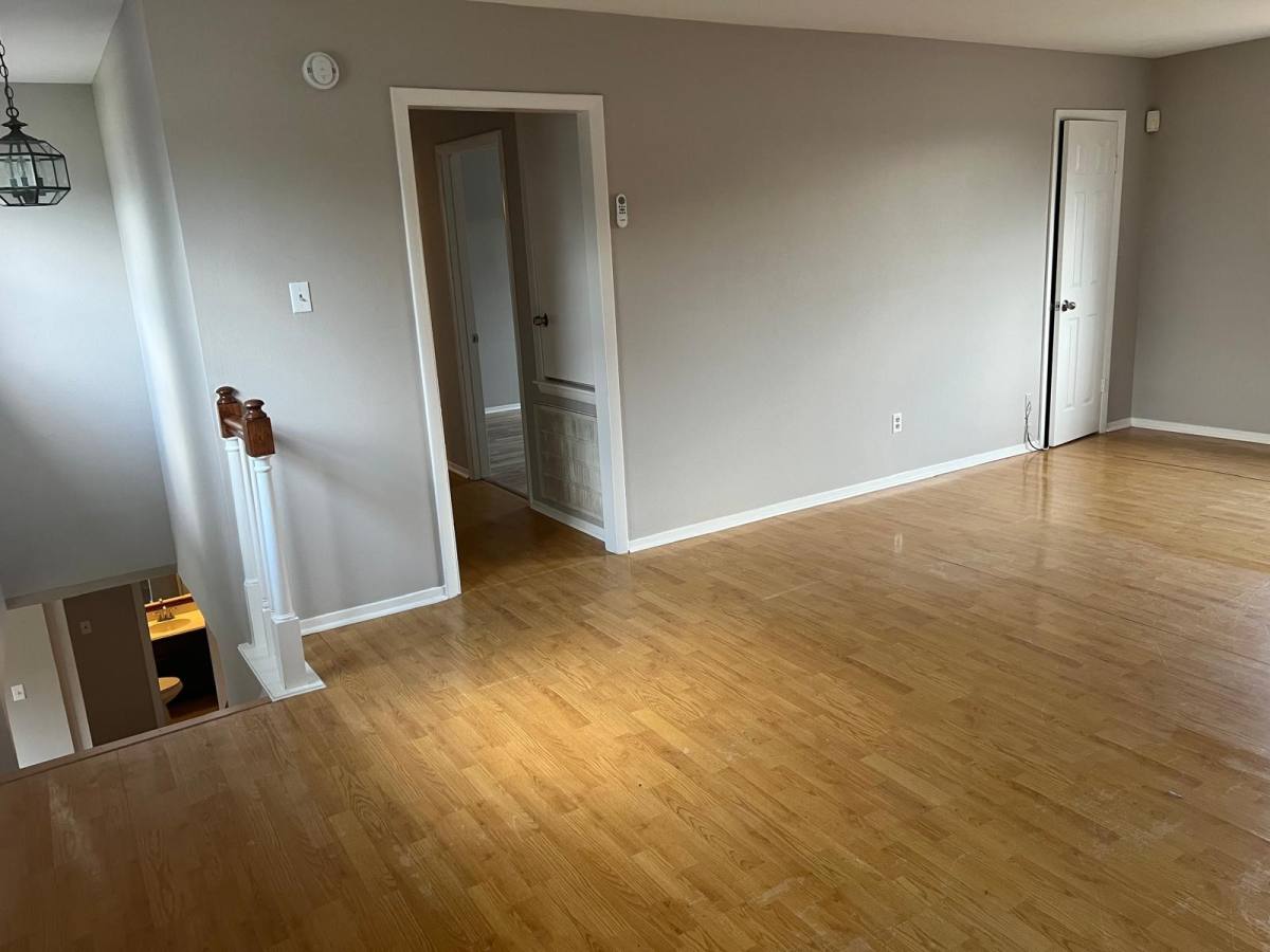 Apartment for rent at 7010 Santa Rita Dr, Houston, TX 77083