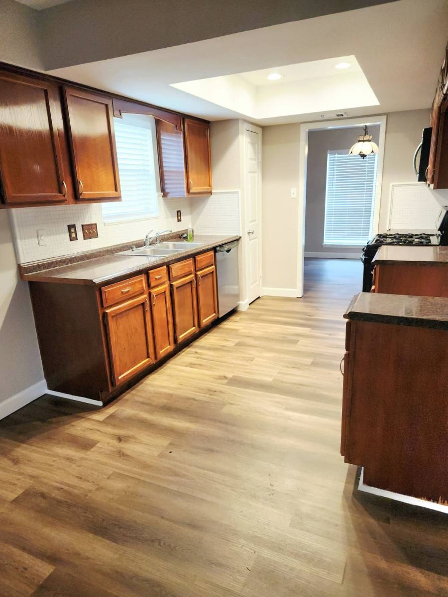 Apartment for rent at 7010 Santa Rita Dr, Houston, TX 77083